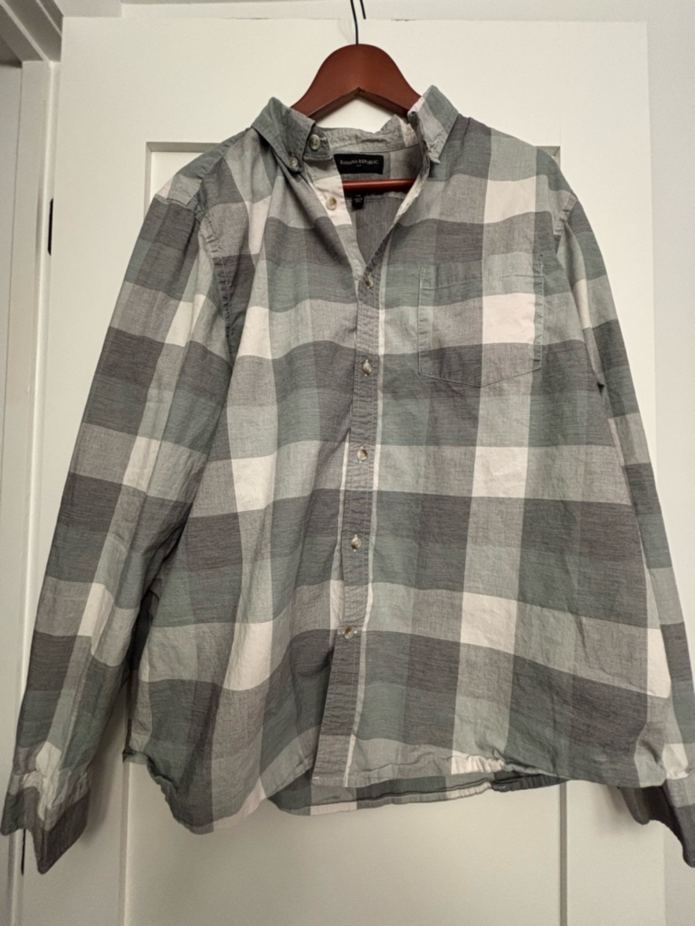 Banana Republic Green and Gray Plaid Button-Down Shirt